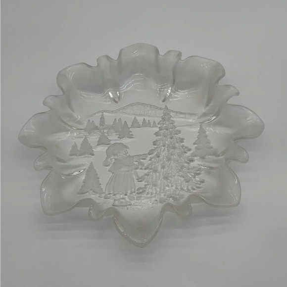 Mikasa Frosted Crystal Dish Girl Decorating Christmas Tree 9" Vintage Xmas - Picture 1 of 5